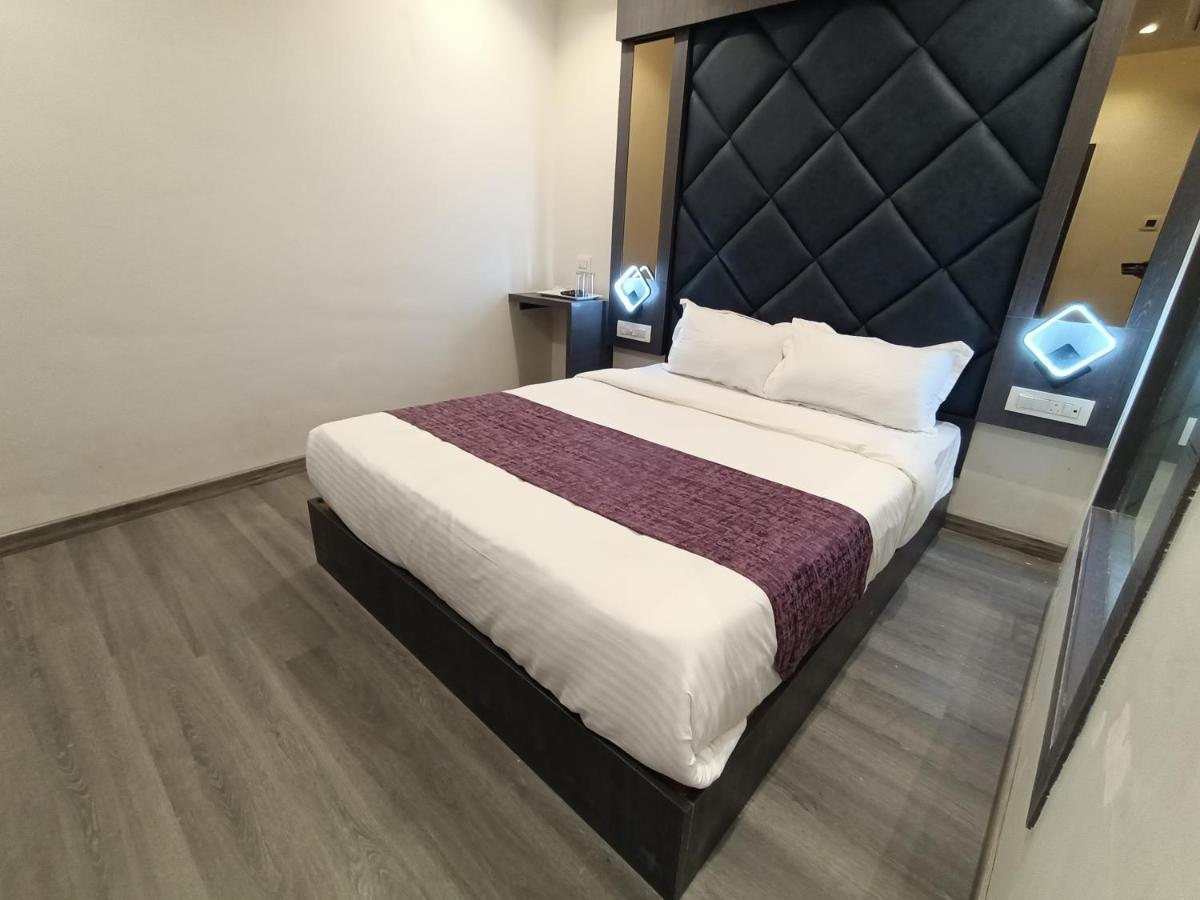 Hotel Classio Andheri - Near Dn Nagar Metro Station Mumbai Luaran gambar
